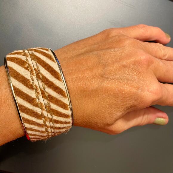 🎊HP🎊Tod's Calf Hair Silver Tone Cuff Bracelet - Picture 8 of 8